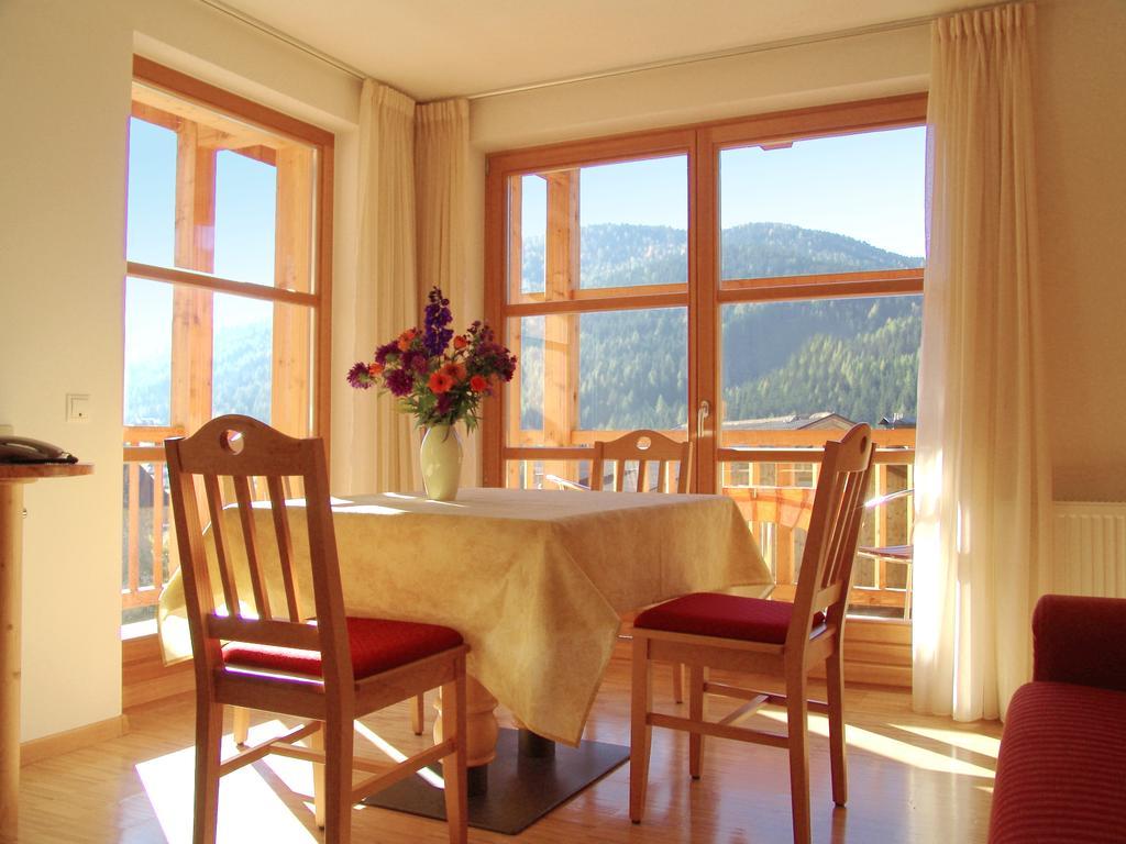 Apartments Serghela San Cassiano  Chambre photo