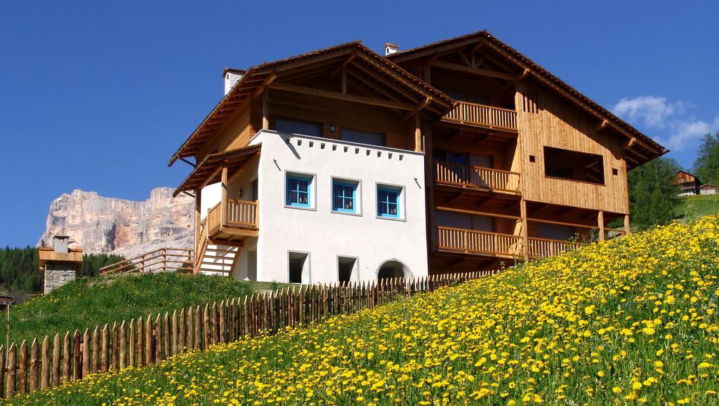 Apartments Serghela San Cassiano  Extérieur photo