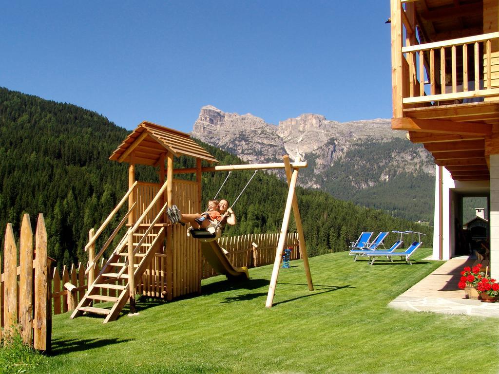 Apartments Serghela San Cassiano  Extérieur photo