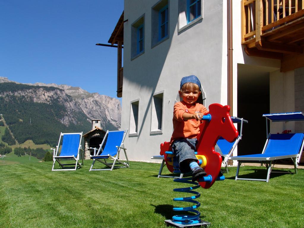 Apartments Serghela San Cassiano  Extérieur photo